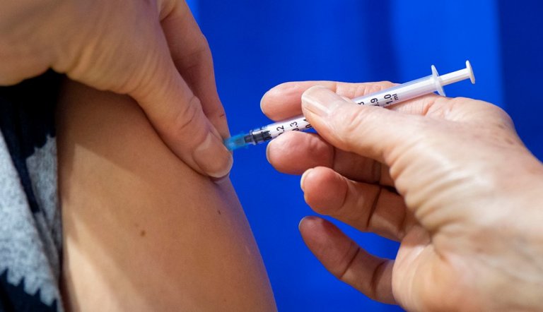 Vaccinated Chinese nationals in PH