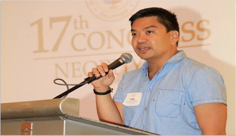 Villafuerte decries budget cuts in CamSur's infra projects