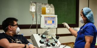Villar proposes setting minimum wage for nurses in private hospitals