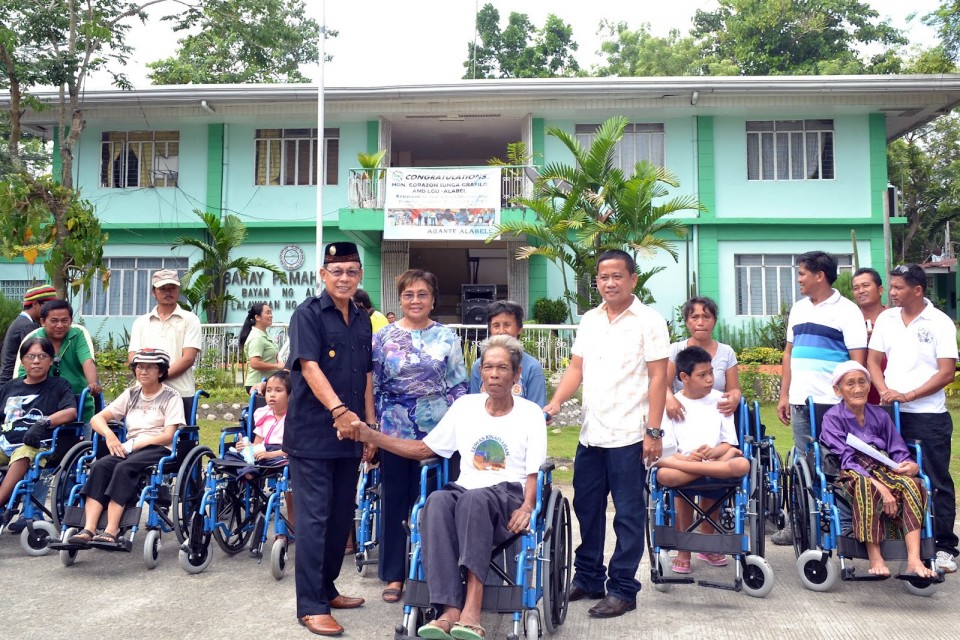 Wheelchairs for Alabel PWDs and elderly