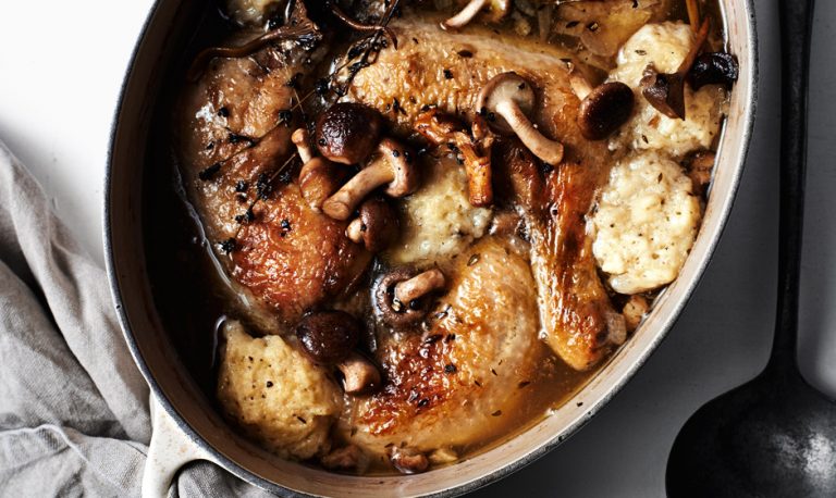 chicken and dumplings with mushrooms 940x560