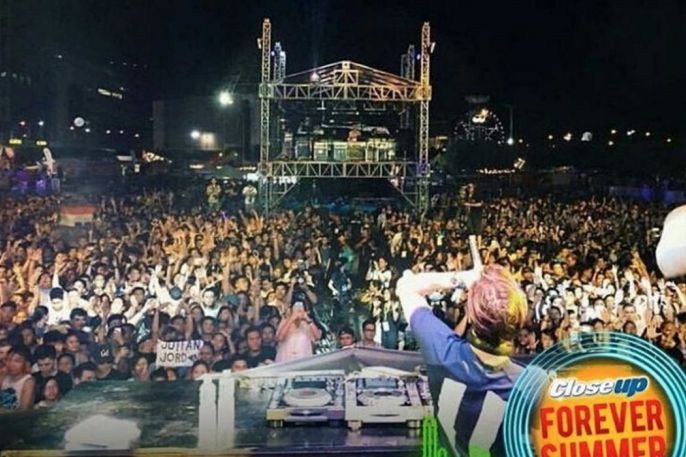 closeup Pasay City concert, pasay city, american national