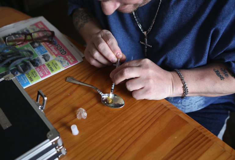 heroin use with elephant tranqulizers a new epidemic, heroin laced with elephant tranquilizer 