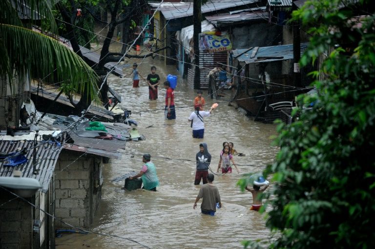 luzon floods, philippine floods, flooding manila, flooding philippines, tropical storm philippines