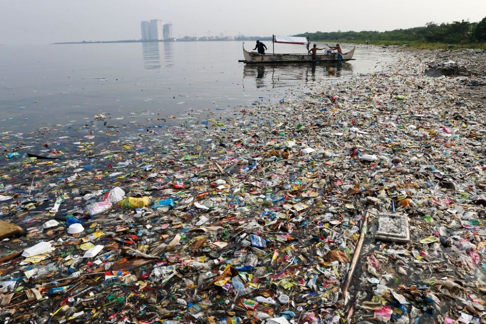 plastic pollution in Philippines ocean