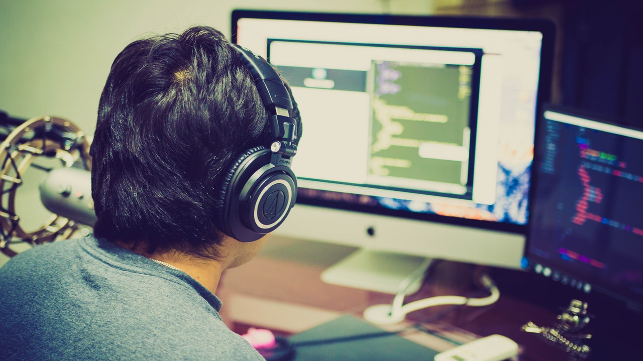 Game Programmer - How to Start a Career | PLN Media