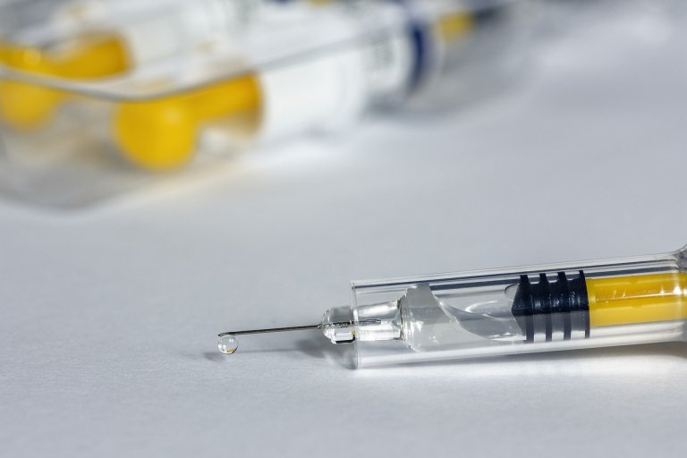 FDA: Approval of COVID-19 vaccine possible in April 2021
