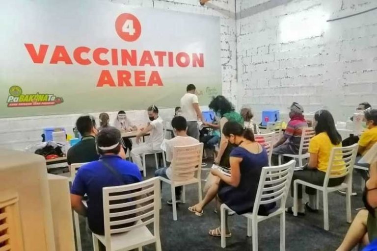 vaccine distribution province